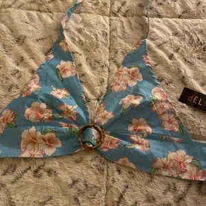 Flowered cute crop top
